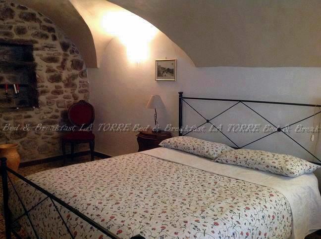 La Torre Bed & Breakfast Dolceacqua Cameră foto