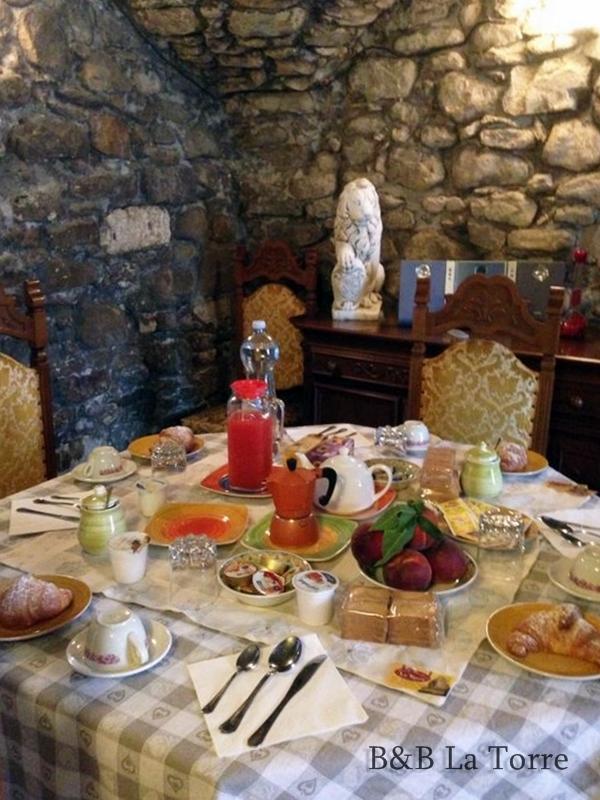La Torre Bed & Breakfast Dolceacqua Exterior foto